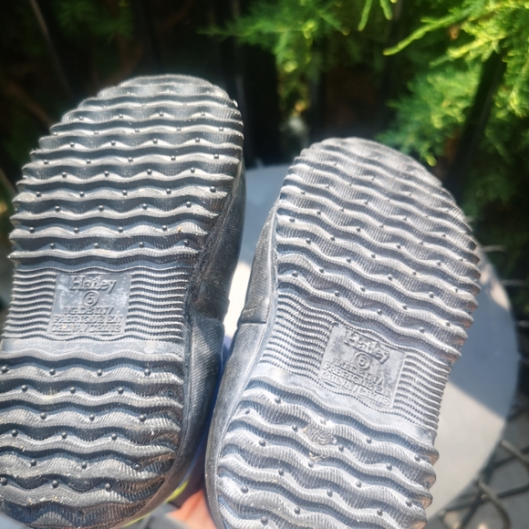 Hatley Fall/Spring Boots - Picture 3 of 3